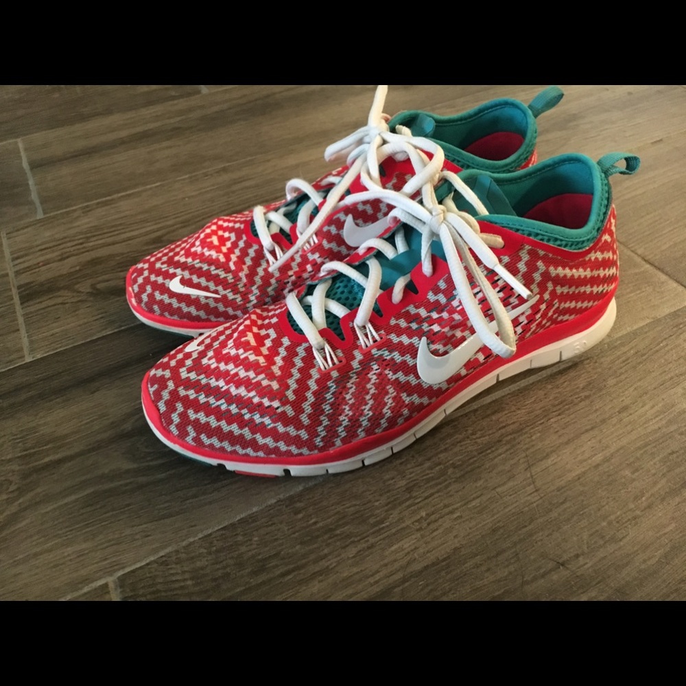 LAST DAY!  Nike Free